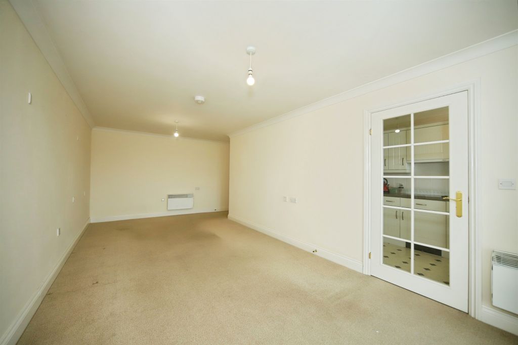 Additional image 6 of 2 bed flat for saleCoal Orchard, Taunton TA1