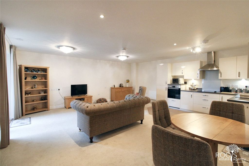 Additional image 2 of 1 bed flat for saleThatcham, Berkshire RG19