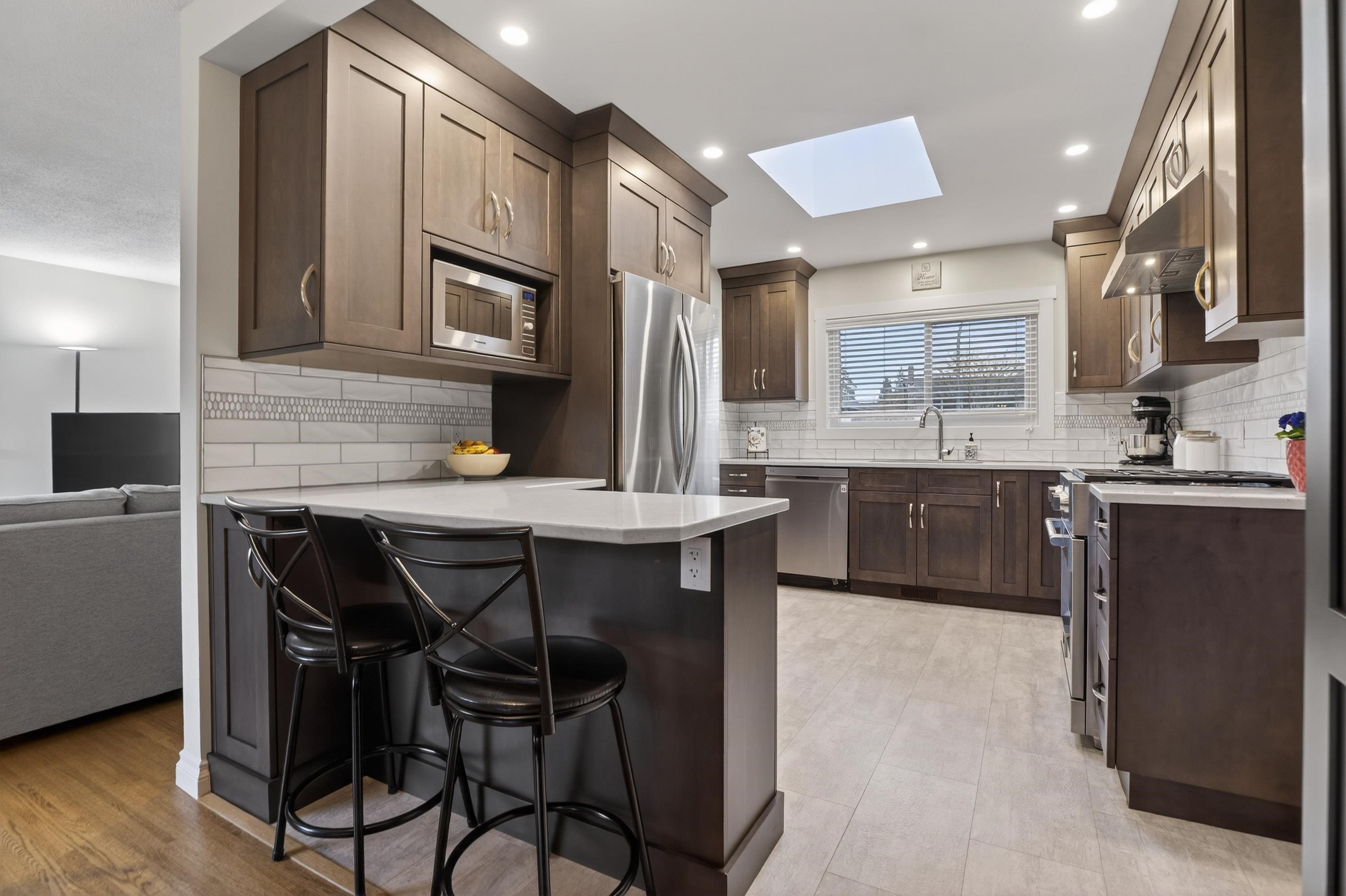 Additional image 3 of 820 Ballantrae Court, Port Moody, BC, V3H 1A8