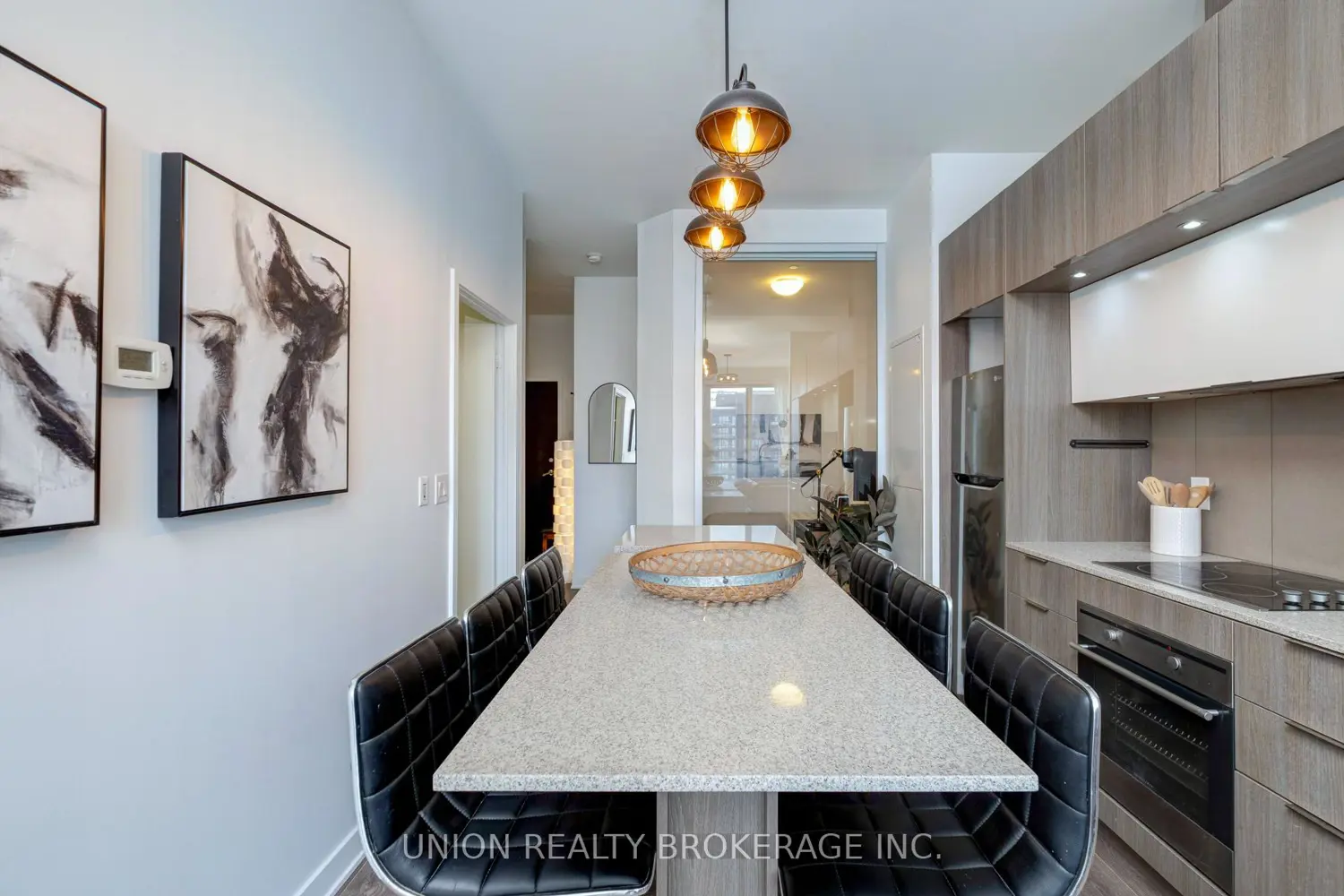 Additional image 6 of 170 Sumach Street 2508