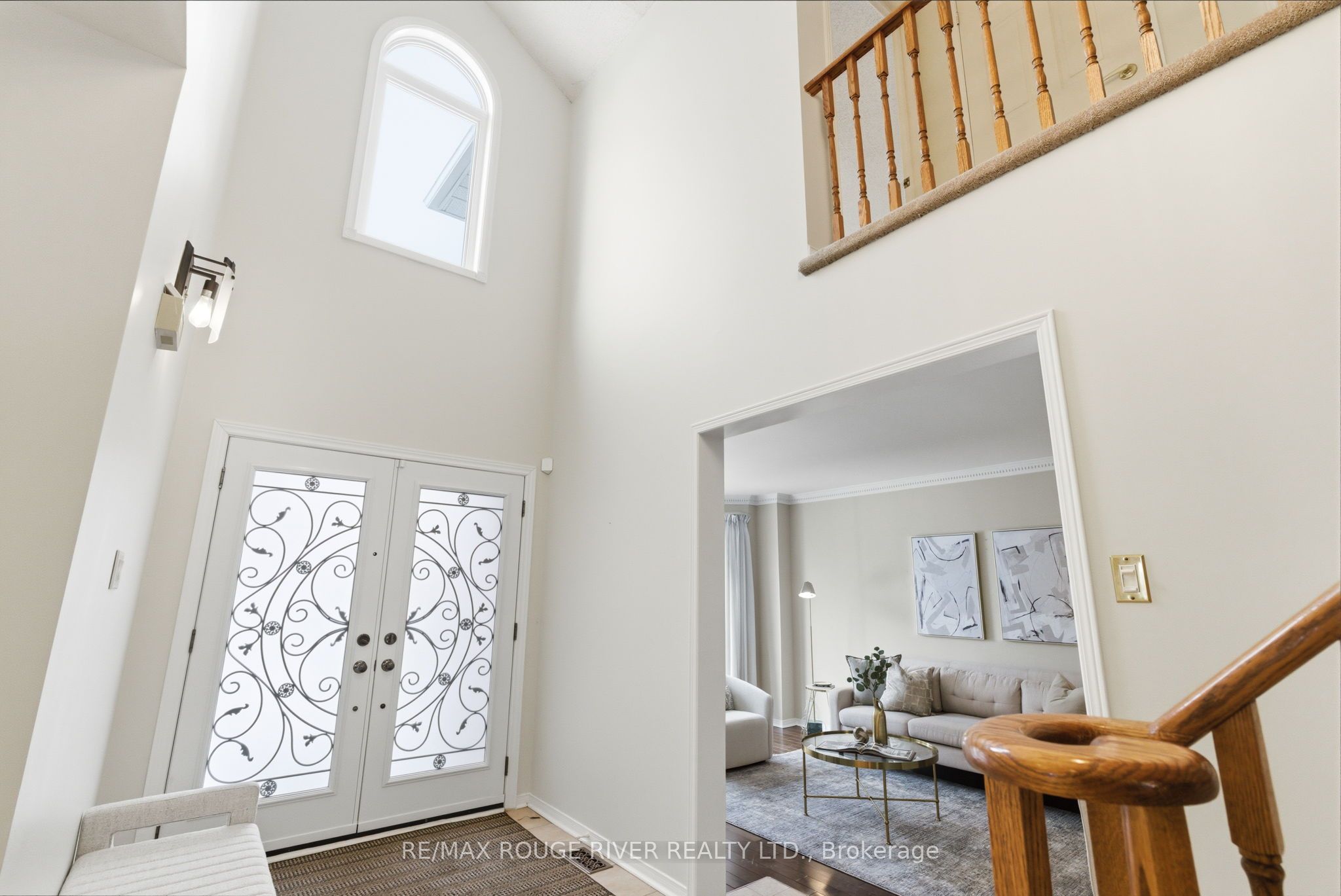 Additional image 2 of 25 Glencedar Crescent, Whitby, ON, L1R 1X3