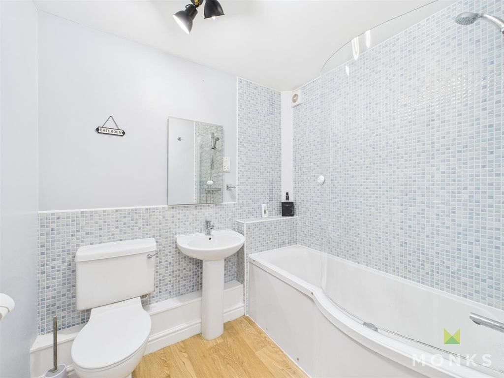 Additional image 10 of 2 bed flat for saleLlewellyn Place, Shrewsbury SY3
