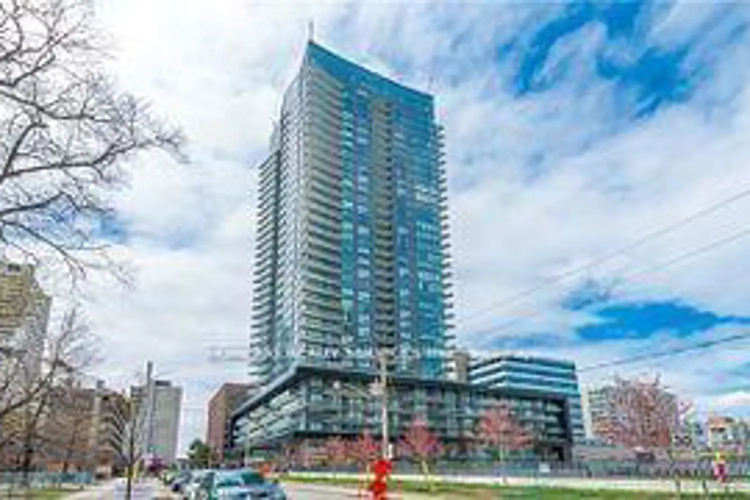 30 Roehampton Avenue 304