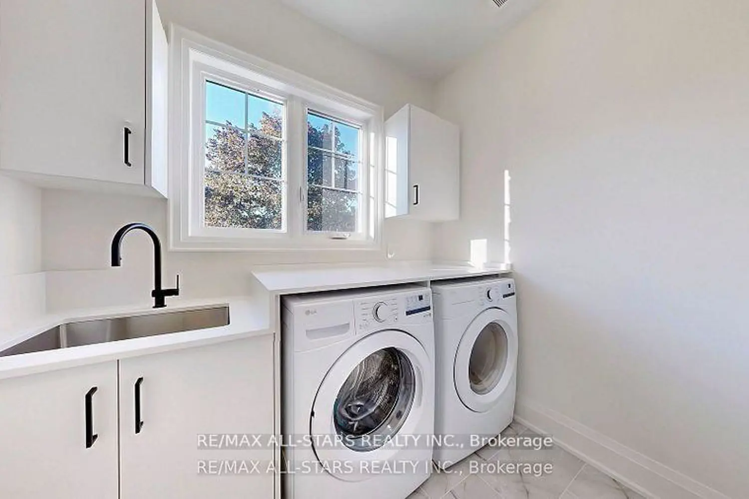 Additional image 12 of 50 Third Avenue