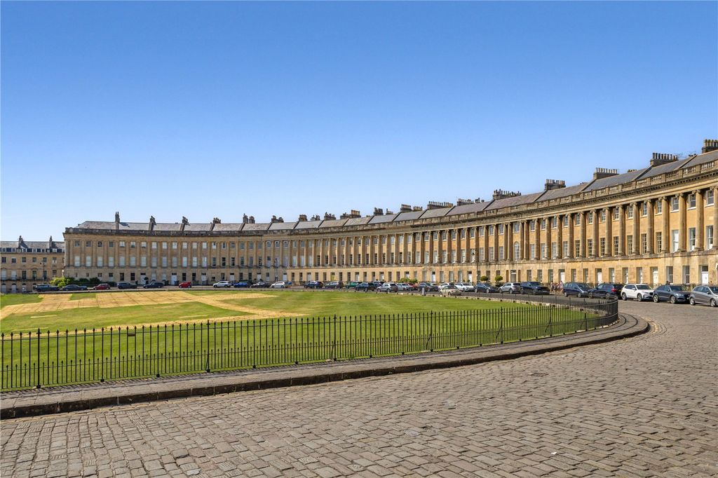 Additional image 12 of 3 bed flat for saleRoyal Crescent, Bath, Somerset BA1
