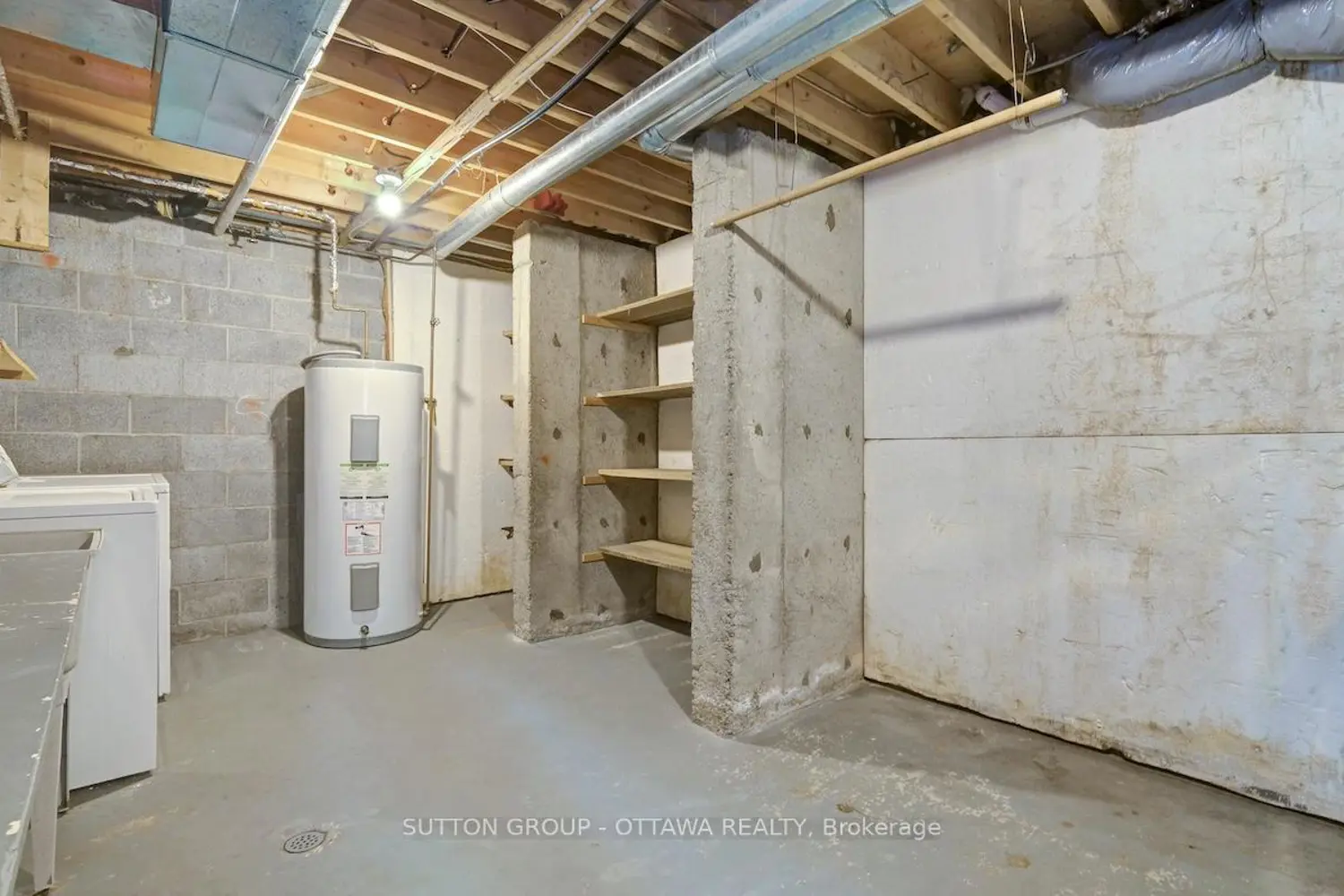 Additional image 17 of 920 Dynes Road 54