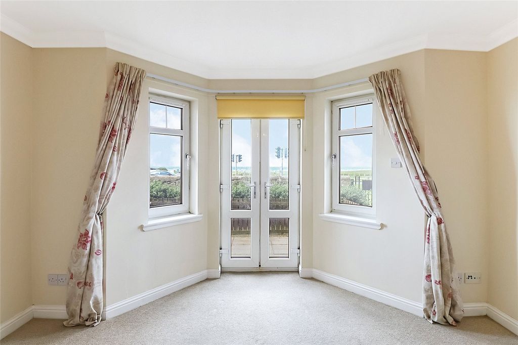 Additional image 3 of 2 bed flat for saleBarassiebank Lane, Troon, South Ayrshire KA10