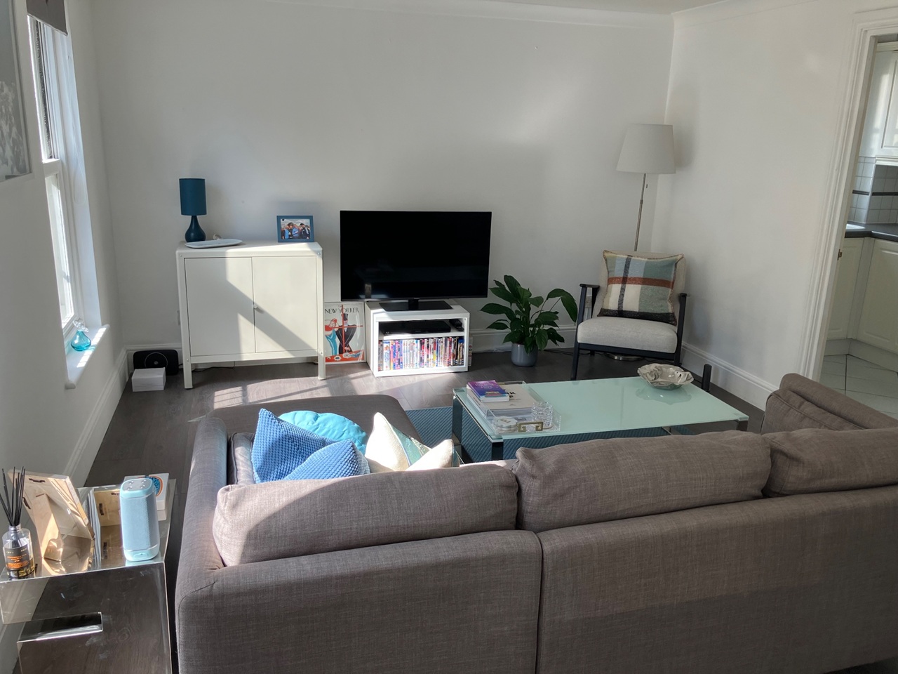 Additional image 3 of 1 Bed Flat, Byron Mews, NW3, N1 7GU