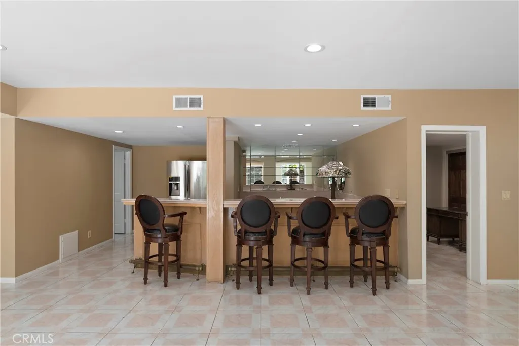 Additional image 83 of 809 Highland Drive, La Canada Flintridge, CA 91011