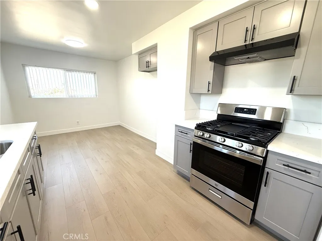 Additional image 5 of 11601 Birch Avenue Unit C, Hawthorne, CA 90250