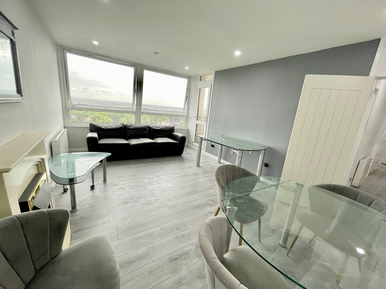 Additional image 3 of 3 Bed Flat, Warwick Crest, B15, N1 7GU