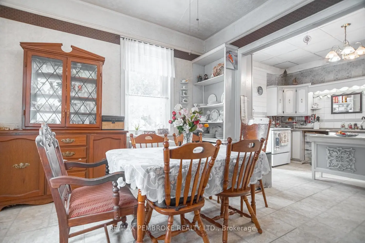 Additional image 10 of 476 Airport Road