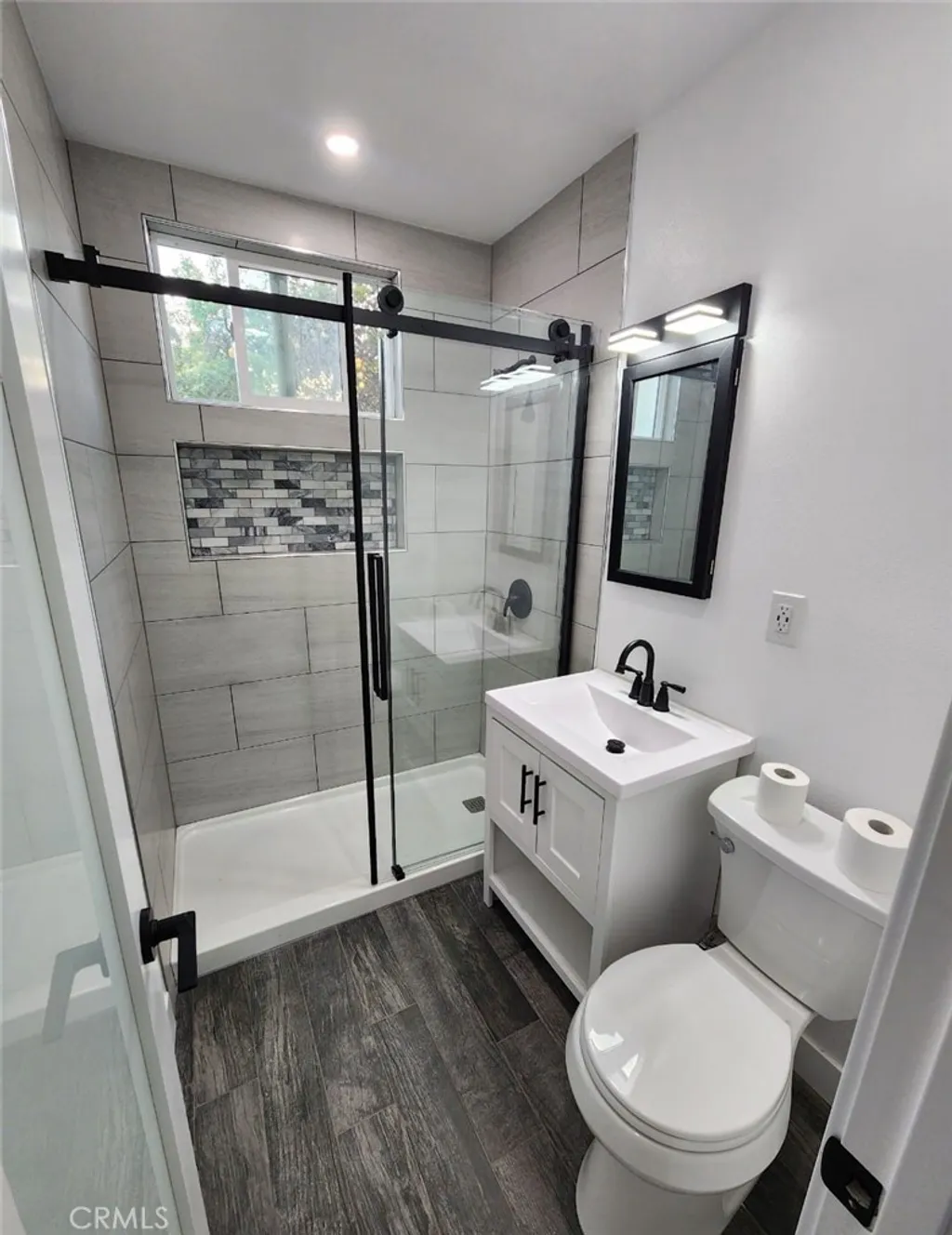 Additional image 29 of 714 W 95th St, Los Angeles, CA 90044