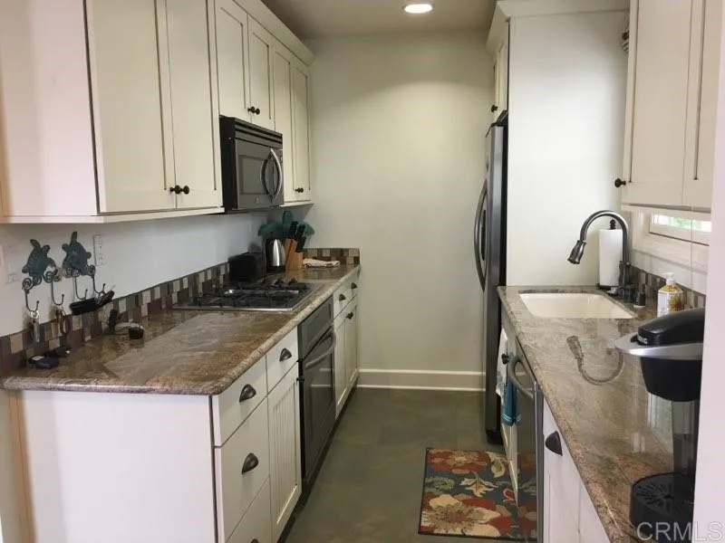 Additional image 16 of 814 D Ave, Coronado, CA 92118