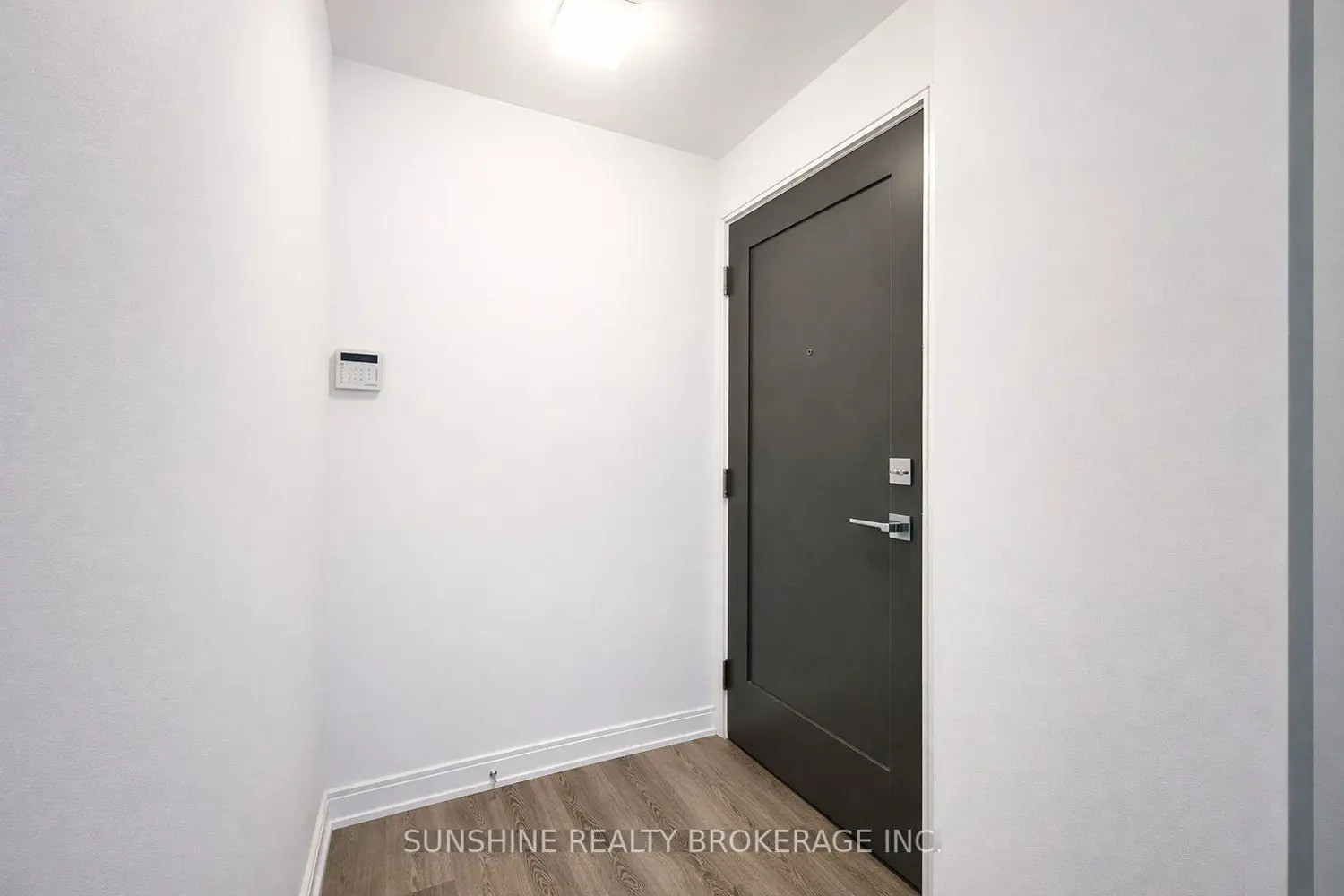Additional image 3 of 42 Charles Street 1609
