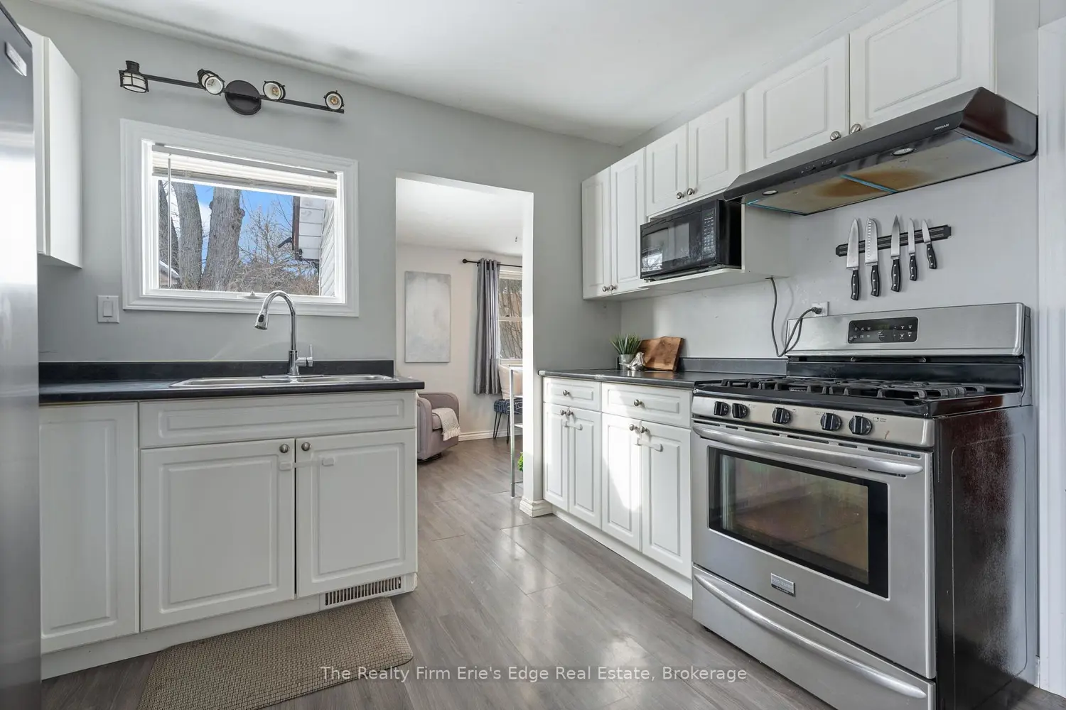 Additional image 5 of 166 Queen Street