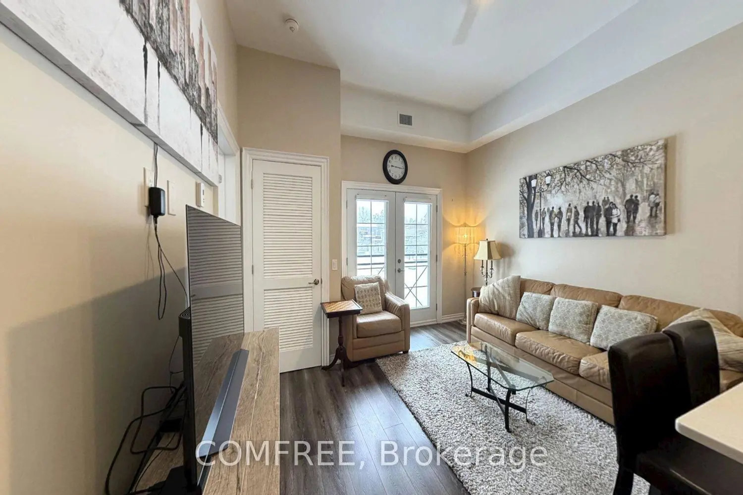 Additional image 12 of 25 King Street 204