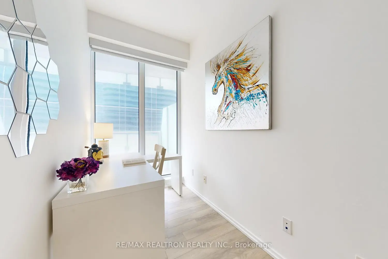 Additional image 7 of 197 Yonge Street 1505