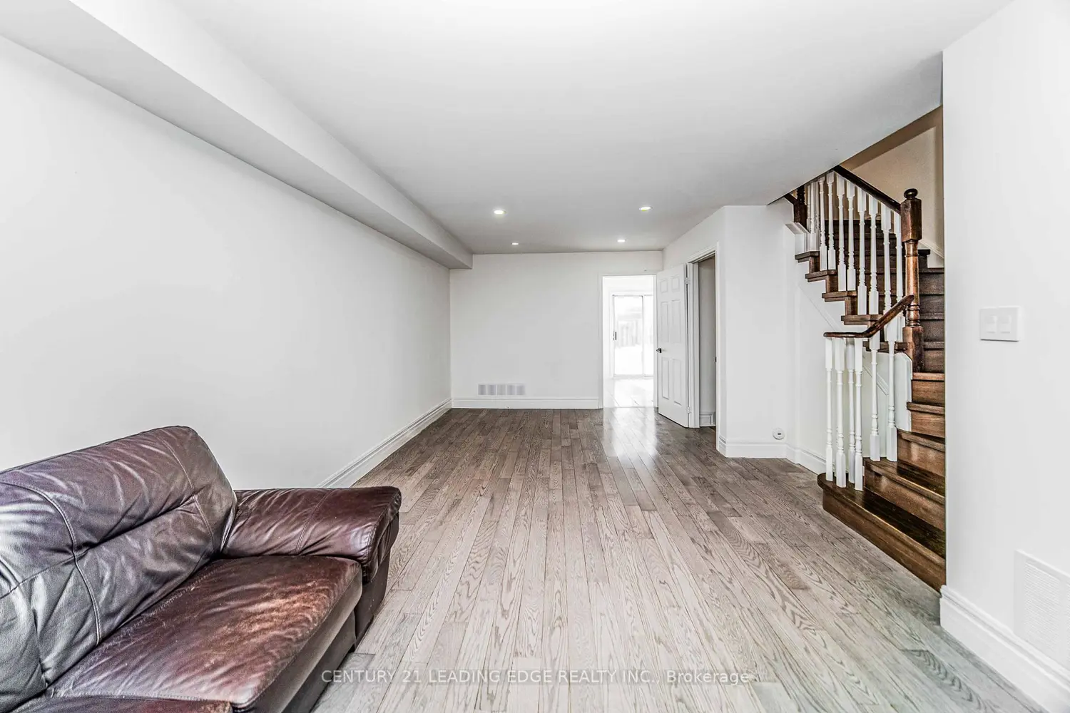 188 Milliken Meadows Drive photo 4