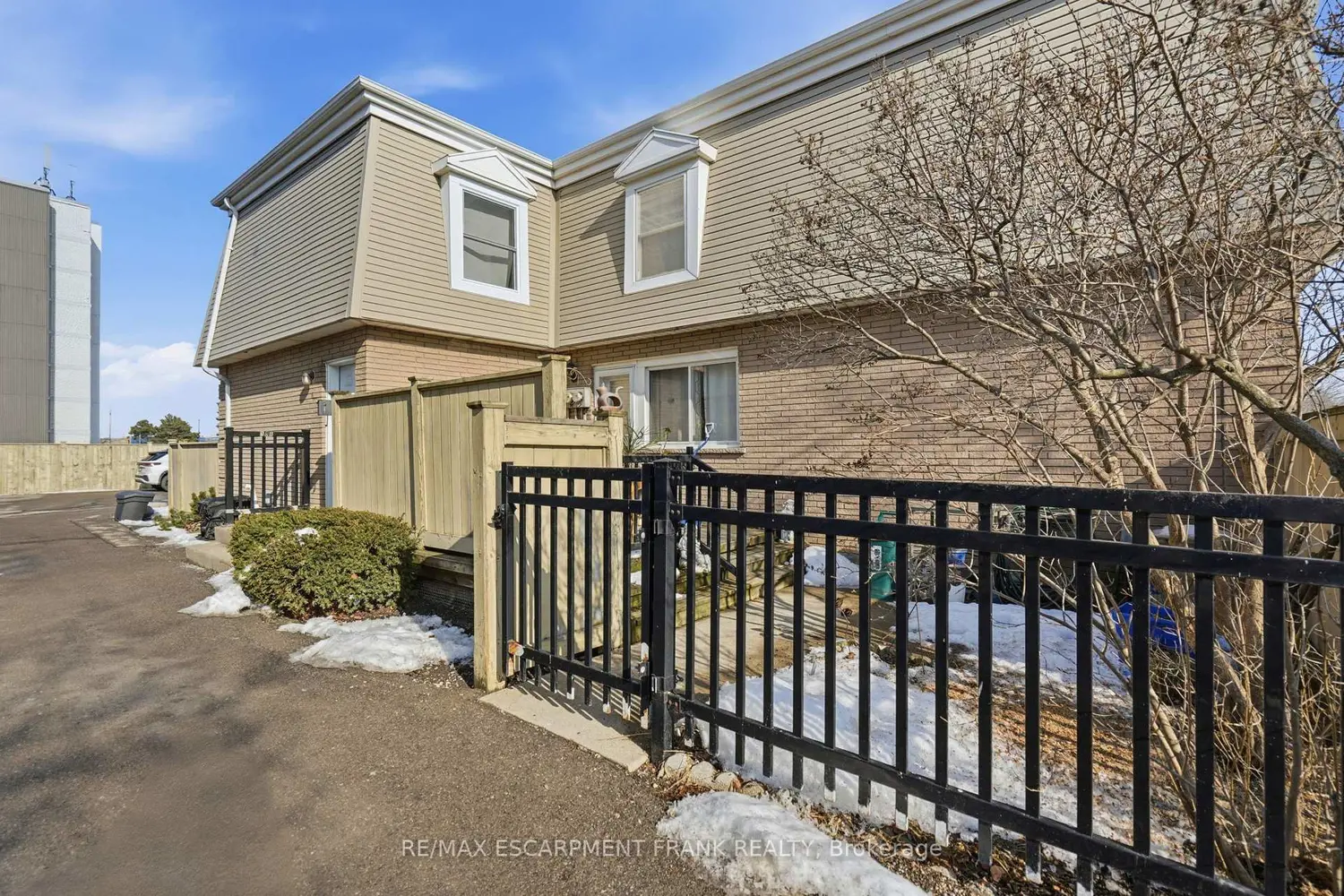 Additional image 14 of 104 Neil Avenue