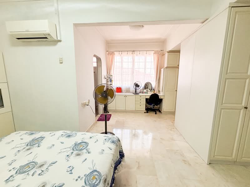 Additional image 7 of Springleaf