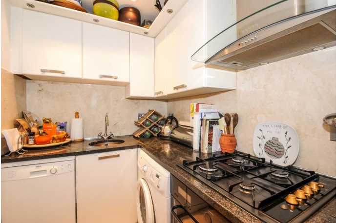 Additional image 7 of 2 Bed Flat, Stafford Terrace, W8, N1 7GU