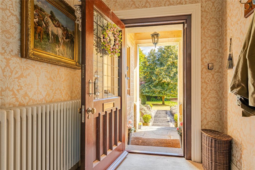 Additional image 15 of 6 bed detached house for saleLanhill, Wiltshire SN14