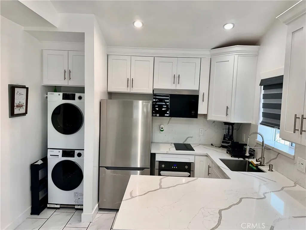 Additional image 11 of 7013 Bellaire Ave, North Hollywood, CA 91605