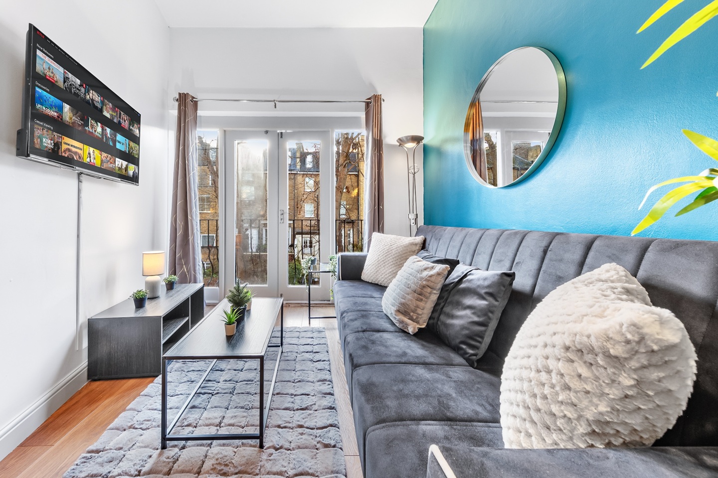 Additional image 2 of 3 Bed Flat, Holland Road, W14, N1 7GU