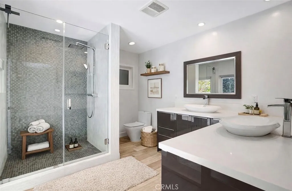 Additional image 17 of 4450 Hayvenhurst Ave, Encino, CA 91436