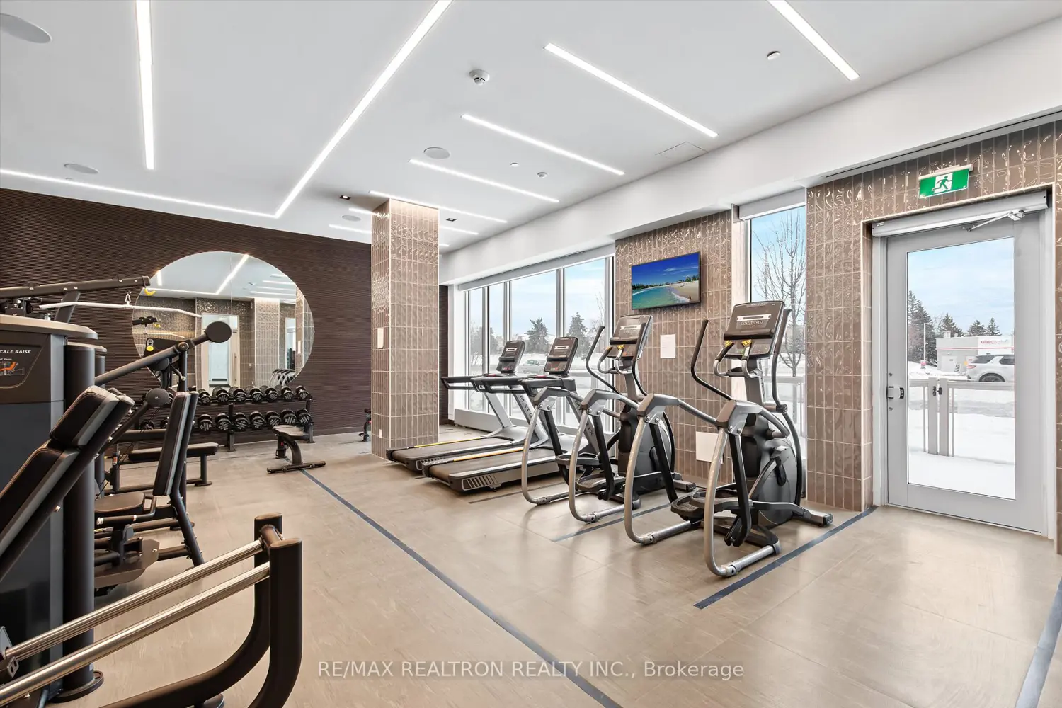 Additional image 16 of 412 Silver Maple Road Ph120