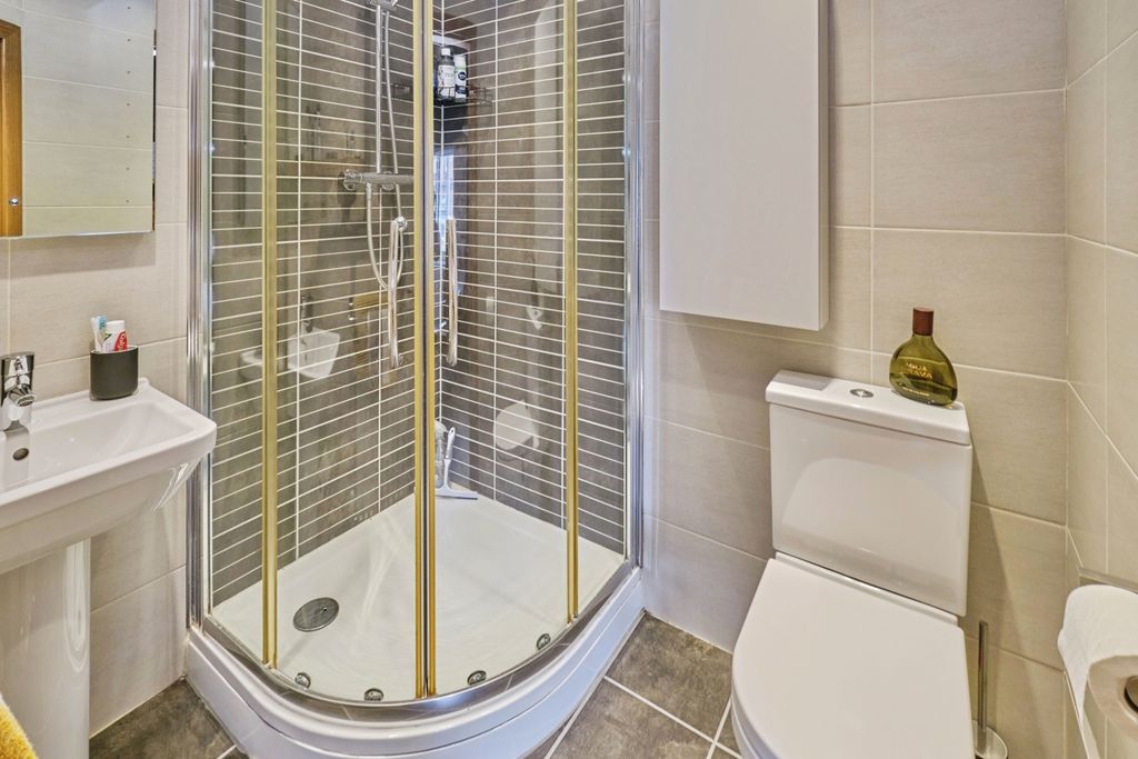 Additional image 17 of 2 bed flat for saleTamworth Street, Lichfield, Staffordshire WS13