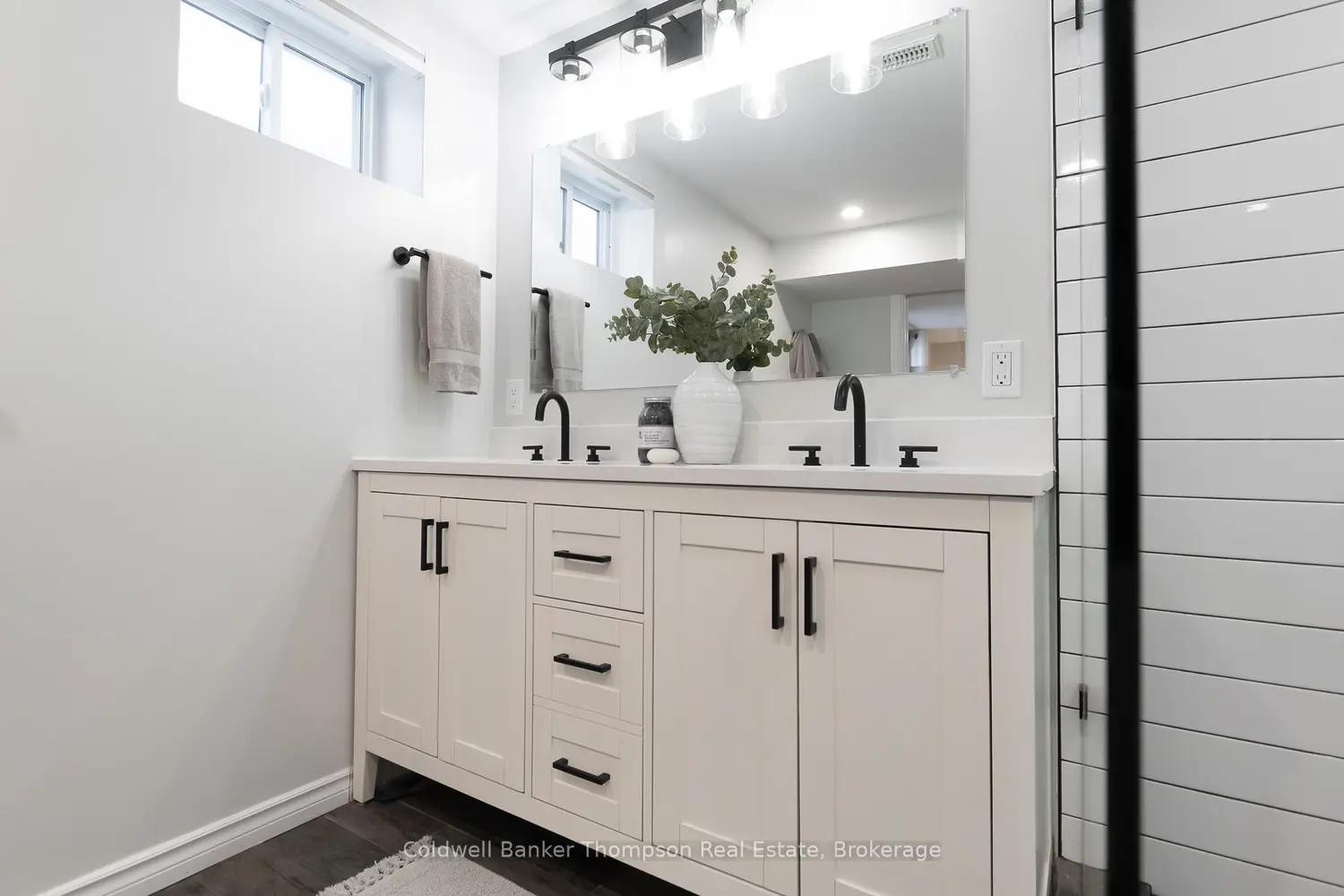 Additional image 14 of 17 Gullins Road