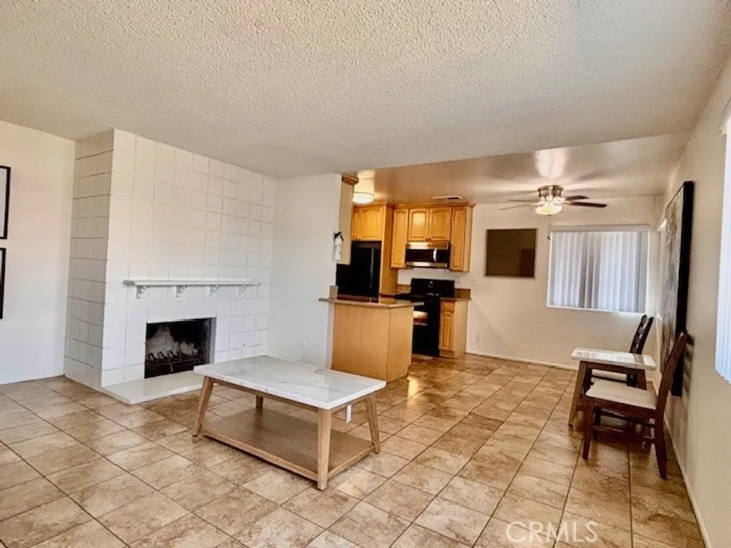 Additional image 9 of 17102 Emerald Ln Unit 1, Huntington Beach, CA 92647