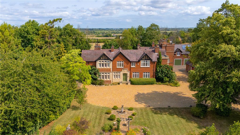 7 bed detached house for saleOfford Road, Godmanchester, Huntingdon, Cambridgeshire PE29