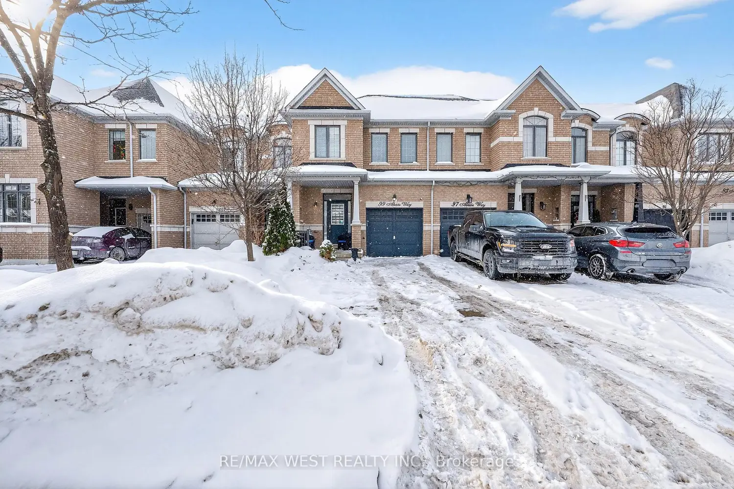 99 Alexie Way photo 2