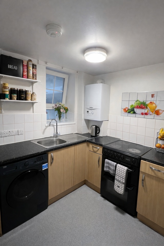 Additional image 2 of Room in a Shared Flat, Shoreditch, N1, N1 7GU