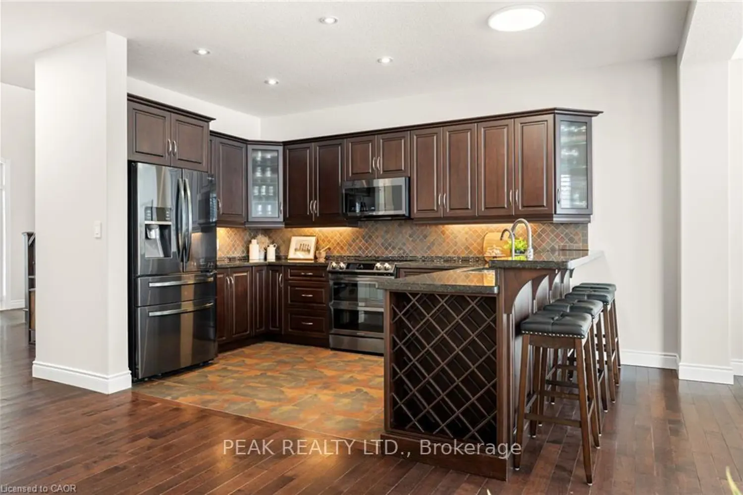 Additional image 3 of 279 Zeller Drive