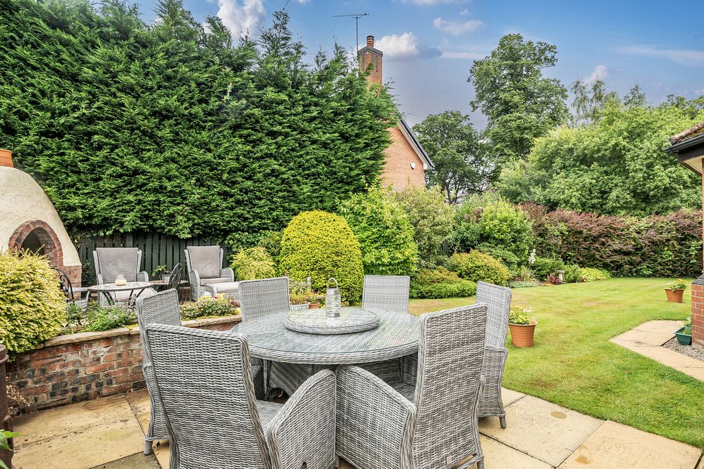 Additional image 2 of 5 bed detached house for saleThe Copse, Rossett LL12