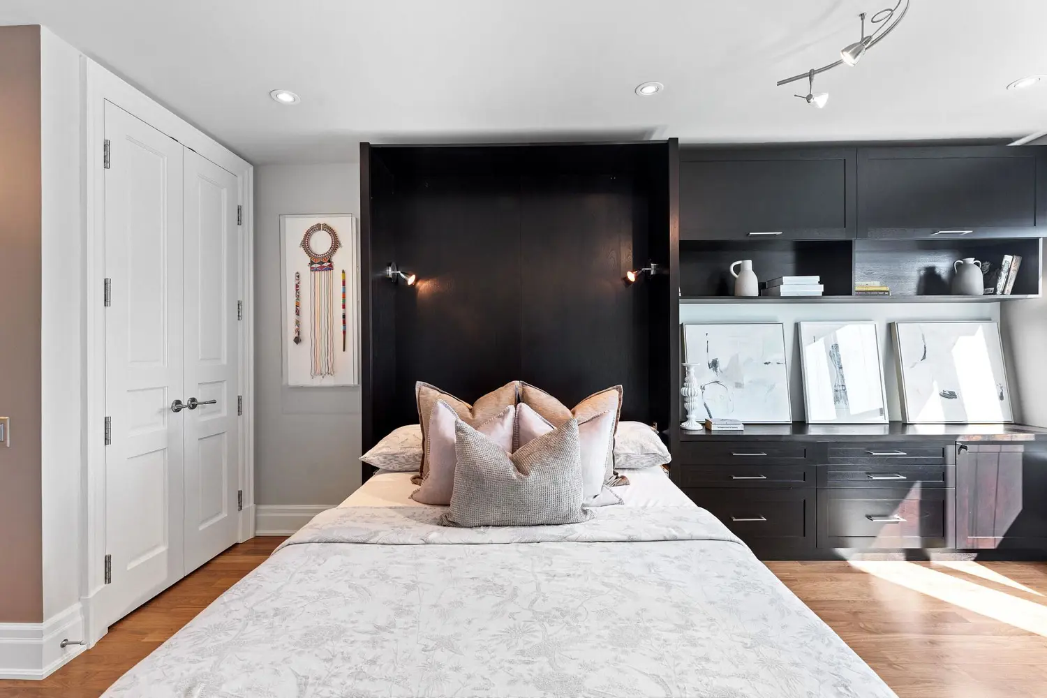 Additional image 12 of 155 St Clair Avenue 603