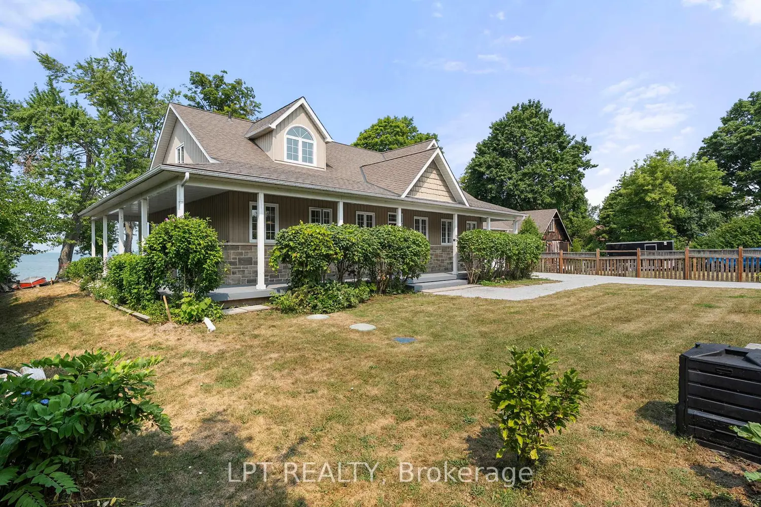 22 Blue Heron Drive photo 4