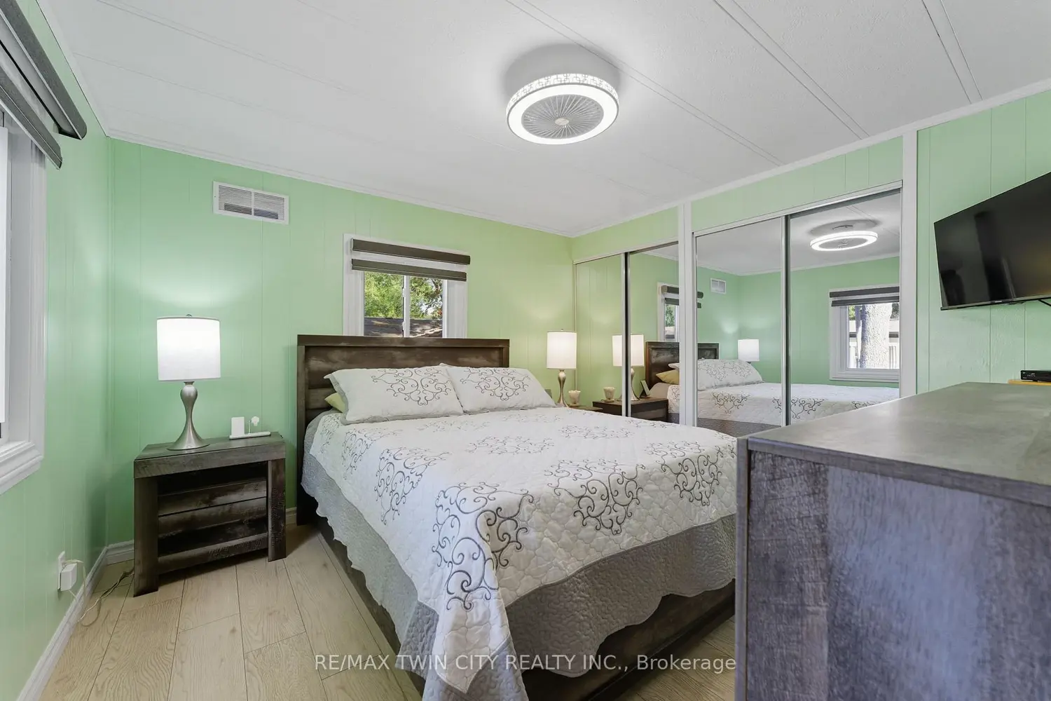 Additional image 9 of 673 Brant Waterloo Road 518