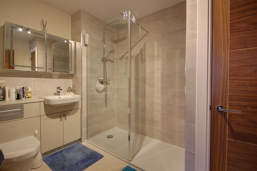Additional image 8 of 2 bed flat for saleStapleton Court, Swanland HU14