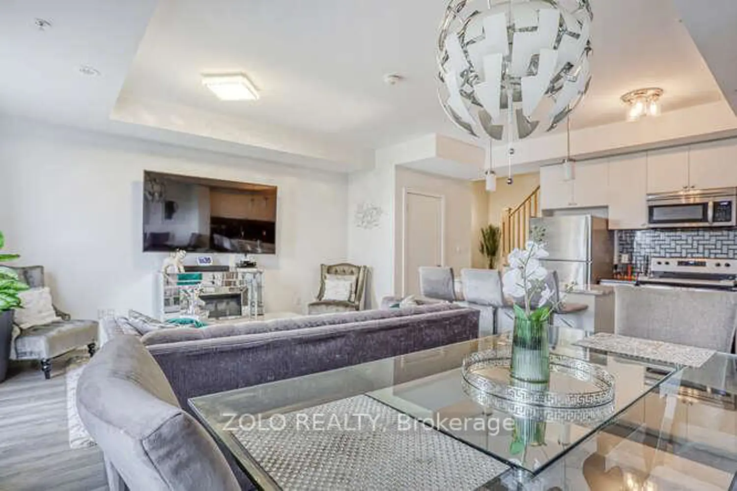 Additional image 9 of 1555 Kingston Road 218