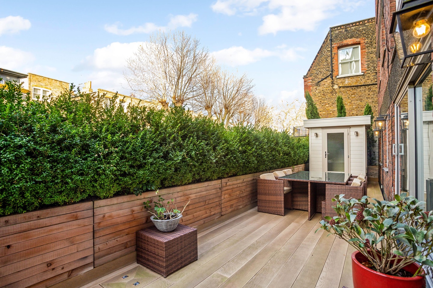 2 Bed Flat, Beatrix House, SW5, N1 7GU