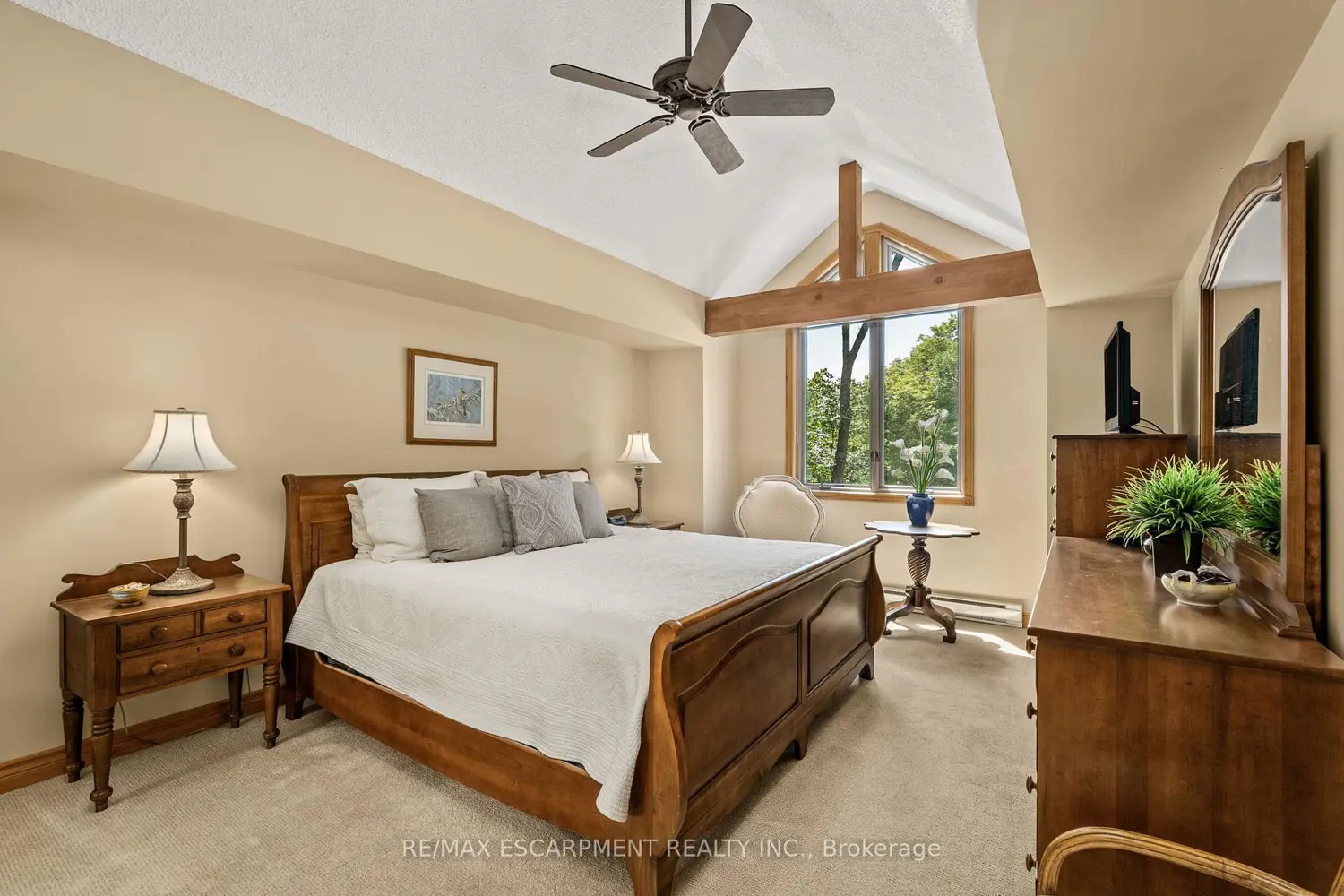 Additional image 5 of 131 Grandview Hilltop Drive 1