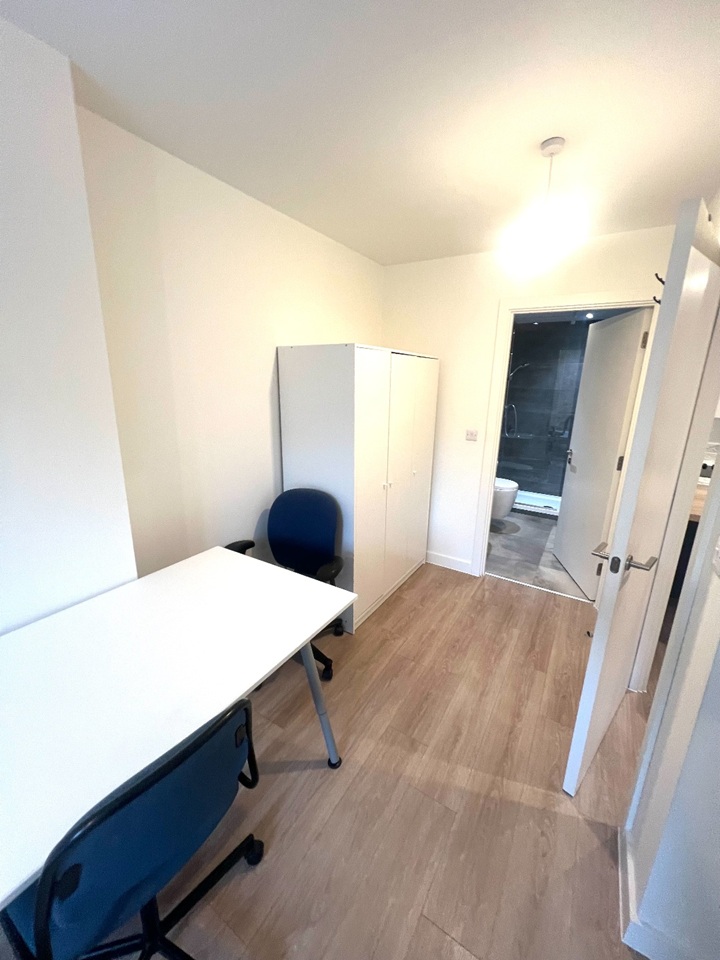 Additional image 13 of 2 Bed Flat, New Kings Head Yard, M3, N1 7GU