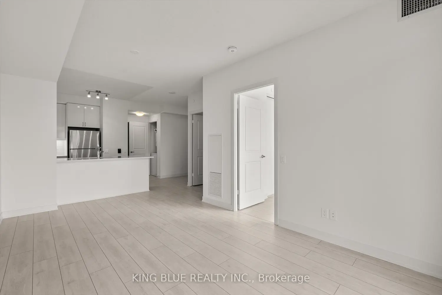 Additional image 12 of 4955 Yonge Street 2911