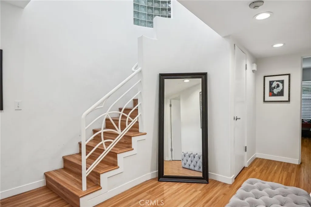 Additional image 83 of 221 S Francisca Avenue Unit A, Redondo Beach, CA 90277