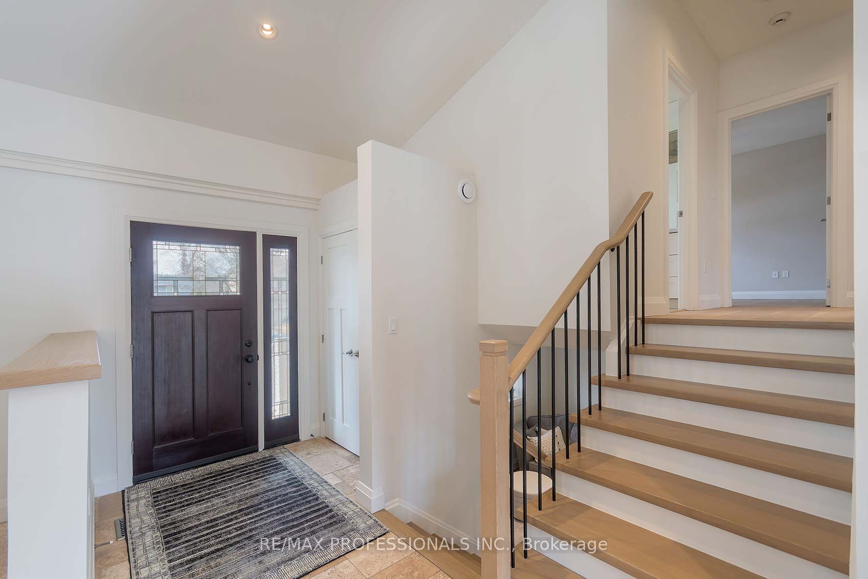 Additional image 4 of 321 Wendy Lane, Oakville, ON, L6L 4P9
